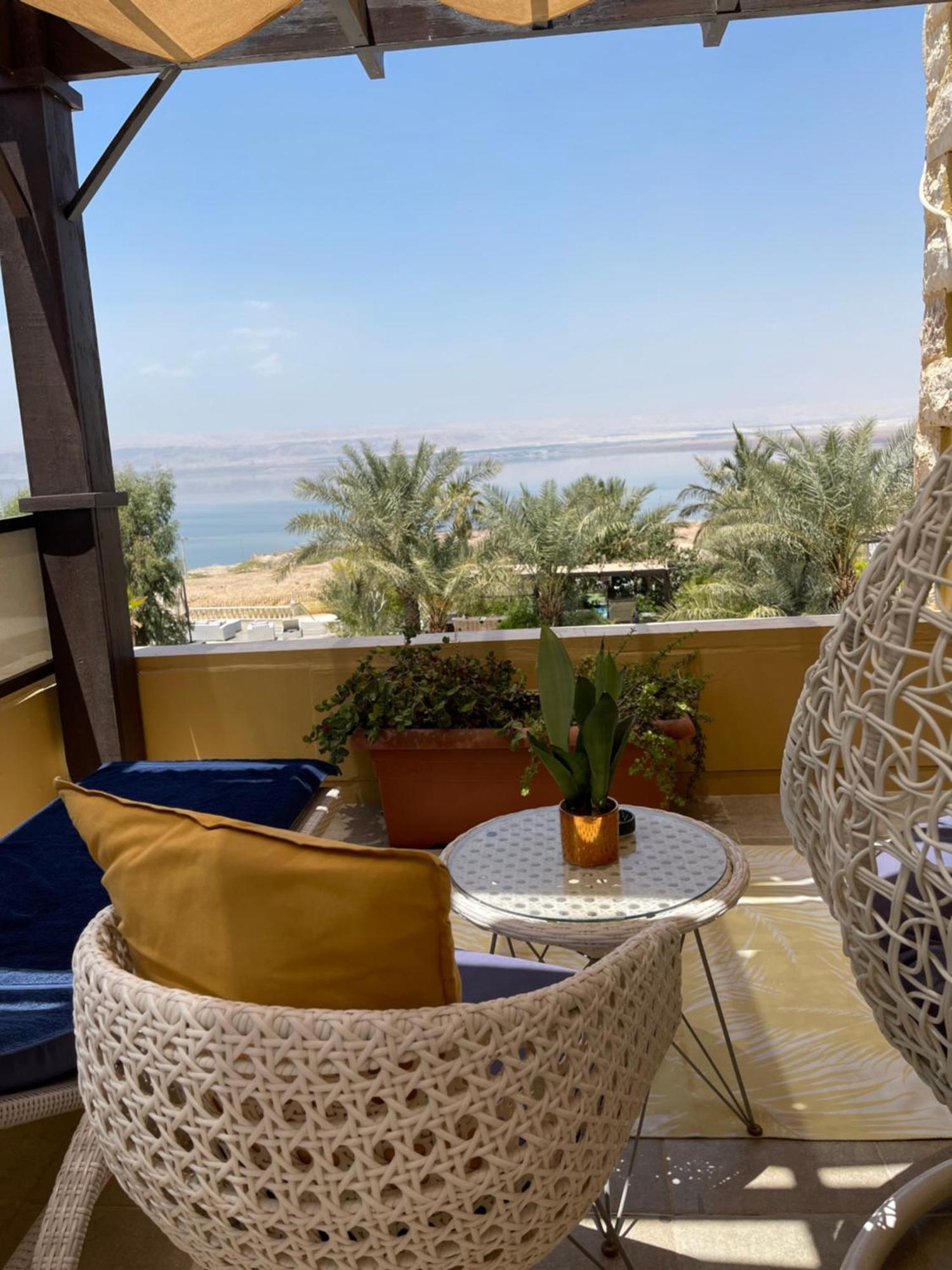 The Precious Guesthouse Sweimeh Exteriér fotografie