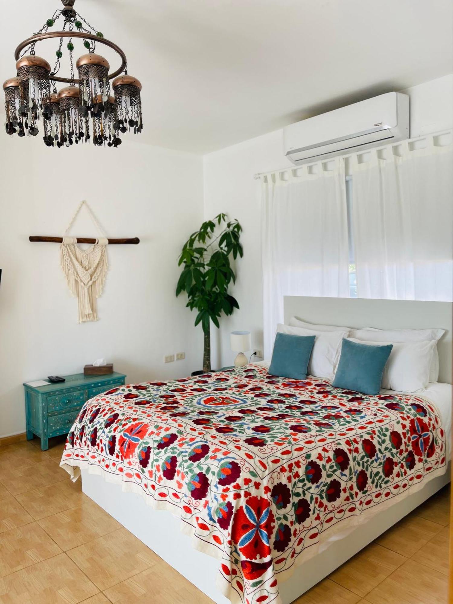 The Precious Guesthouse Sweimeh Exteriér fotografie