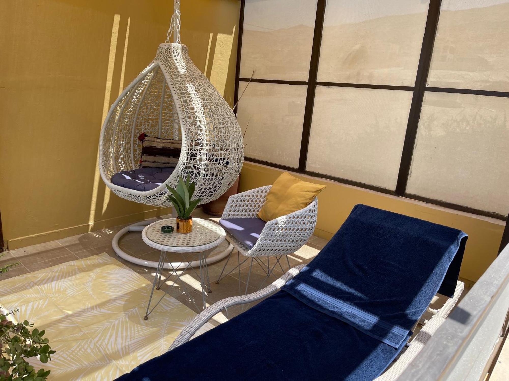 The Precious Guesthouse Sweimeh Exteriér fotografie